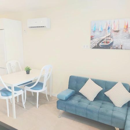 Estudio Luminoso En Puerto Marina Benalmádena Exteriér fotografie