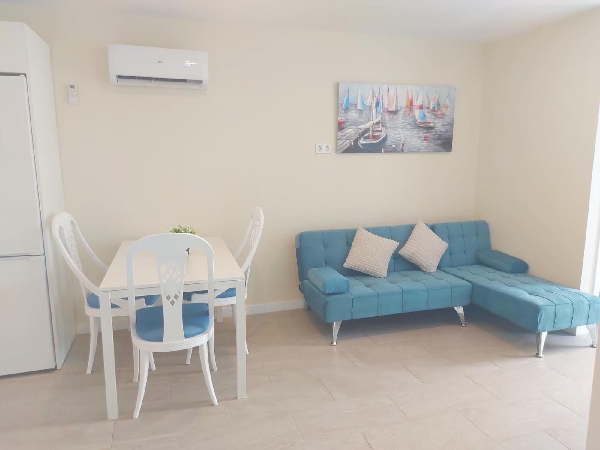 Estudio Luminoso En Puerto Marina Benalmádena Exteriér fotografie
